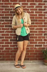 the perfect rainy day outfit