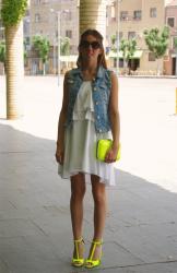 White Dress&Neon