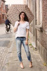 Sweatshirt, Boyfriend Jeans, Pumps