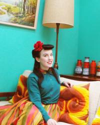 back to black -- dyeing hair and doing vintage hair styles