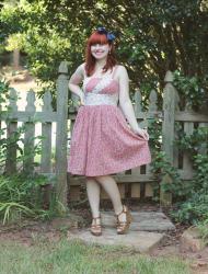 A Very Girly Ditsy Floral Dress & A Big Blue Bow