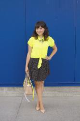 (Style Post)- Neon dots.