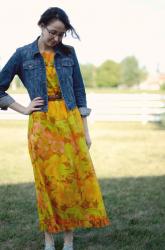 What I Wore ❘❘ Vintage 1970s Hawaiian Dress