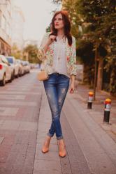 FLORAL CROP BLAZER