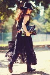 Bohemian Style: Lace Dress + Rag n Bone X Hunter Boots