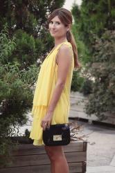 VESTIDO AMARILLO - YELLOW DRESS