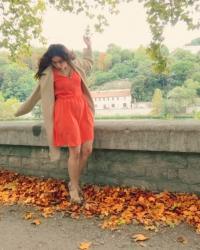 Autumn Leaves and Red Dress (concours Clarks)