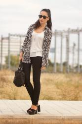 ANIMAL PRINT IN BLACK & WHITE