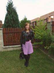 Outfit: Violet & black