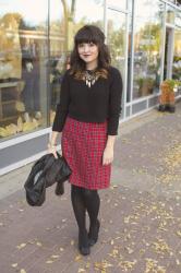 (Style Post)-Plaid leaves.