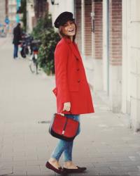 LE CHAT ROUGE