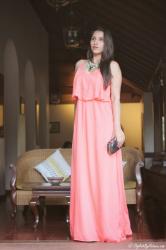 Resort wear - Ruffle Maxi Dress | Sequined Box Clutch