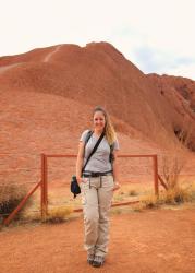 "Una Exploradora" en Uluru