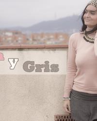 Rosa y gris