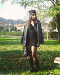 black beanie e autumn colours