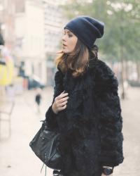 BLACK FUR | MODEROSA