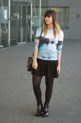 PHOTO PRINT SWEATER