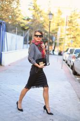 BLACK PENCIL SKIRT