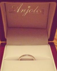Review: Anjolee Anniversary Ring