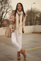 Beige vest