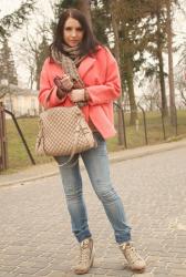 Pink & beige