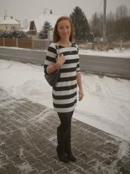 Stripped dress and snow