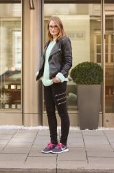 Cool Leather meets comfy Knit