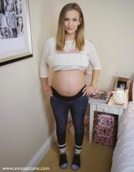 Mommy Monday: 33 Weeks Pregnant with Baby #2!