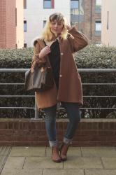 Dressing up Denim with Brown Chelsea Boots