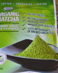 Recipe Tuesday: Green tea powder and fruit smoothie