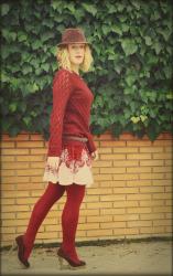 Look monocolor: Burgundy