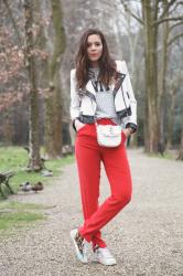 Casual chic look: perche’ indossare le sneakers e’ tutto un programma!