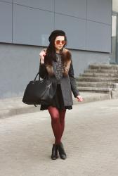 Look of the day: BURGUNDY LEGS