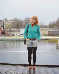 Green Tunic and Rainy Weather