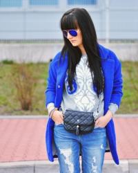 Cobalt coat and boyfriend jeans