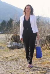 STYLING SERIES #1: BLACK JUMPSUIT WHITE & BLUE