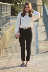 High-waist jeans and crop sweater
