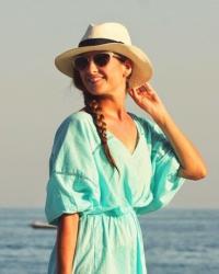BEACH DAY