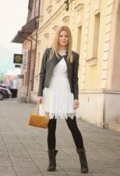 WHITE LACE DRESS