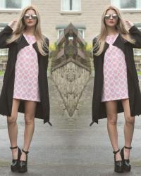 PINK SHIFT DRESS & CHUNKY HEELS