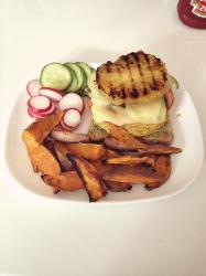 VEGGIE BURGER
