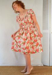 MAD MEN DRESS CHALLENGE III:  BETTY DRAPER ROSES DRESS...