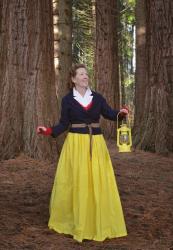 THE TRAVELLING YELLOW SKIRT FREAK SHOW:  LOOKS LIKE SNOW...