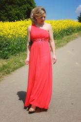 Wedding Guest Attire: fleurani in red