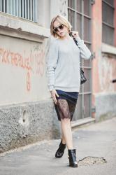 PERFECT GREY SWEATER AND LACE SKIRT. ASOS PRESENTATION