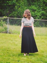 styling maxi skirts for "travel-sized" gals