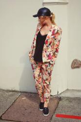 suit in the flower
