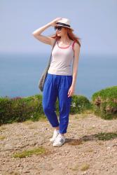 Summer Dressing on a Windy Clifftop | Loose Trousers, Adidas & a Panama