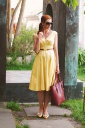 Summer Heat | Grace Kelly Vintage-Style Yellow Dress