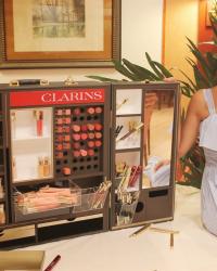 Escuela de maquillaje con CLARINS